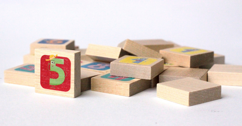 Настольная деревянная игра Мемо «Веселые числа»